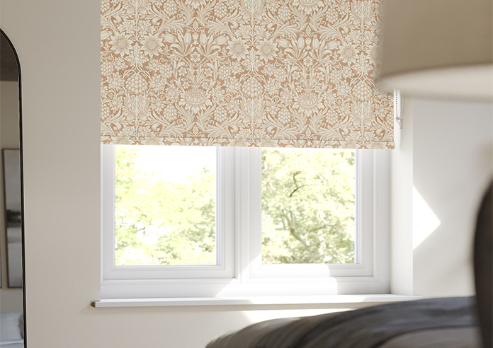 William Morris At Home Sunflower, Madder - Roller Blind - Image 5
